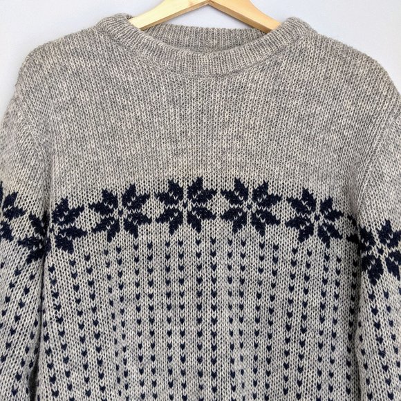 🇨🇦 Vintage Canknit Vancouver-Made Wool Sweater Made in Canada - Picture 5 of 7